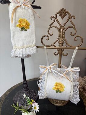 🌼 Hand Crafted Towel and Toilet Paper Holder Set with Yellow Rose Embroidery 🌼